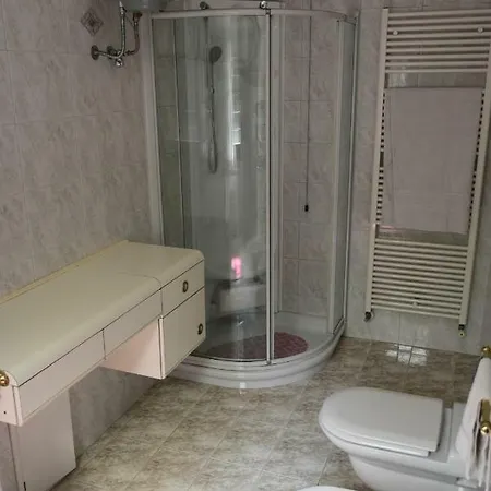 Manuela Гостевой дом *