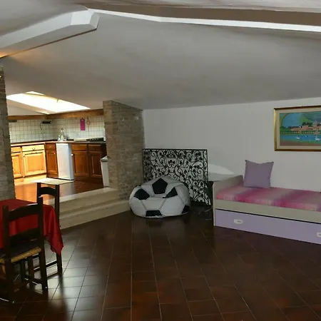 בית הארחה Manuela *