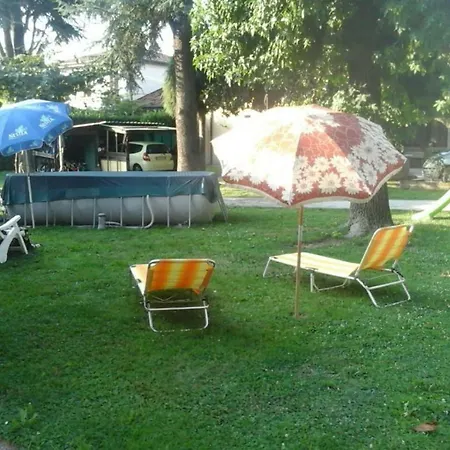 Manuela * מסטרה